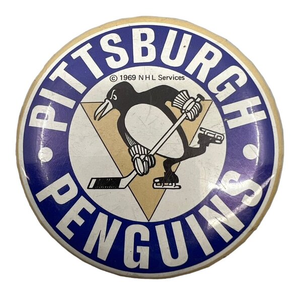 Pittsburgh Penguins 1969 NHL Services Vintage 2.25" Pin Back Button Retro Logo - Picture 1 of 2